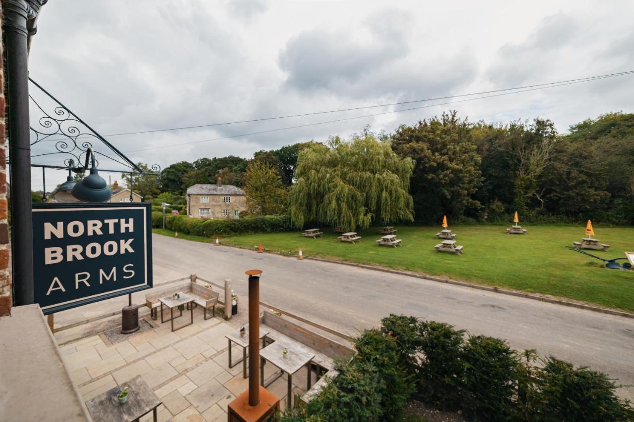 The Barrel Room At The Northbrook Arms Winchester Exterior photo